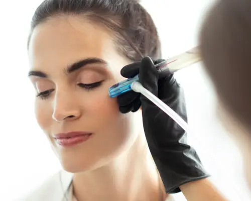 Hydrafacial® Perk Eyes & Lips, pour traiter le contour des yeux et des lèvres